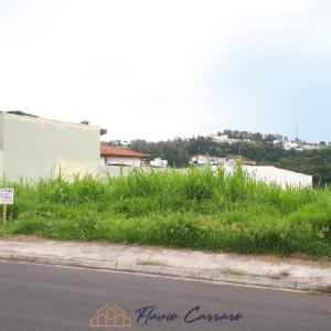 EXCELENTE TERRENO PRÓXIMO AO CENTRO