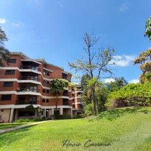 APARTAMENTO CONDOMINIO FECHADO
