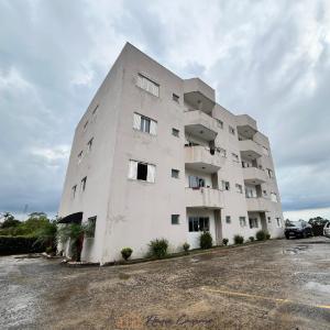 APARTAMENTO PRÓXIMO AO CENTRO