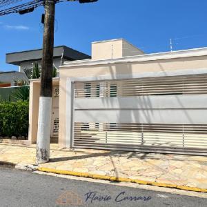 APARTAMENTO PRÓXIMO AO CENTRO