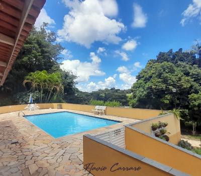 CASA CONDOMINIO FECHADO