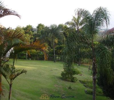 CASA CONDOMINIO FECHADO