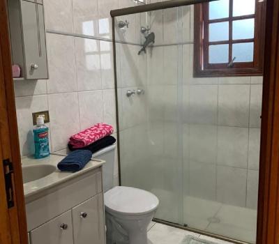 CASA CONDOMINIO FECHADO