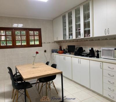 CASA CONDOMINIO FECHADO