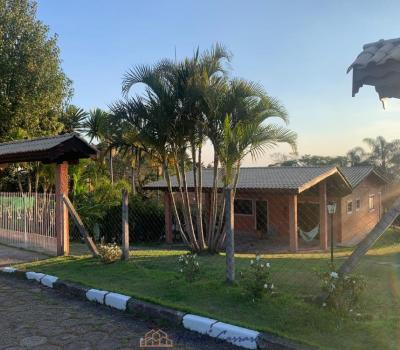 CASA CONDOMINIO FECHADO
