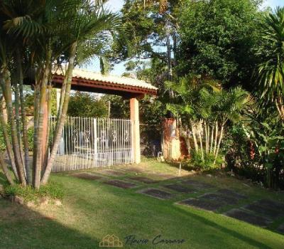 CASA CONDOMINIO FECHADO