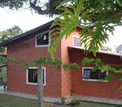 CASA CONDOMINIO FECHADO