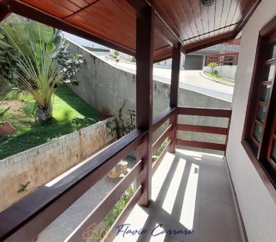 CASA PRÓXIMO AO CENTRO