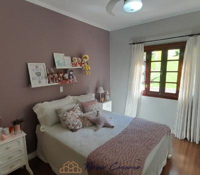 CASA PRÓXIMO AO CENTRO