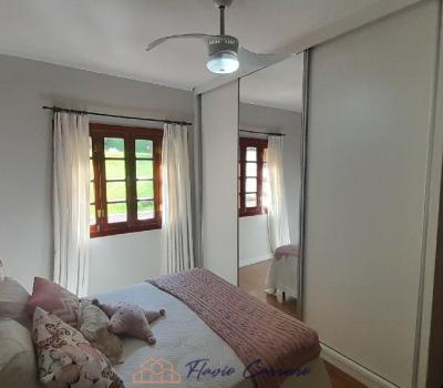 CASA PRÓXIMO AO CENTRO