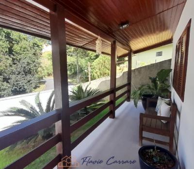 CASA PRÓXIMO AO CENTRO