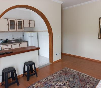APARTAMENTO PRÓXIMO AO CENTRO