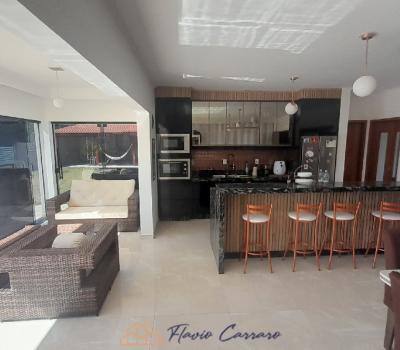 CASA PRÓXIMO AO CENTRO