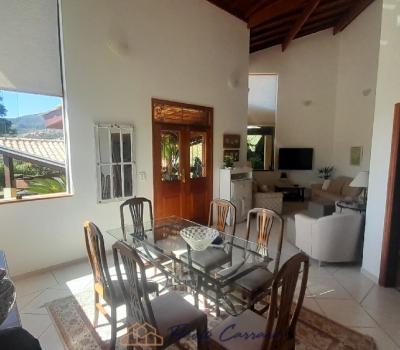 CASA PRÓXIMO AO CENTRO