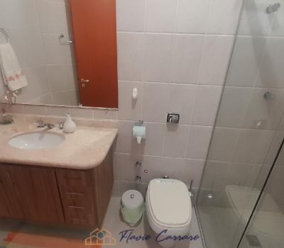 CASA PRÓXIMO AO CENTRO