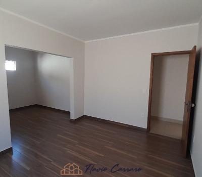 CASA PRÓXIMO AO CENTRO