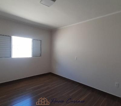 CASA PRÓXIMO AO CENTRO