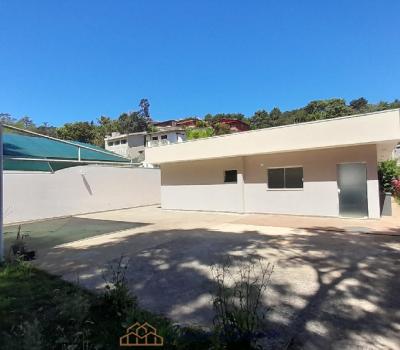 CASA PRÓXIMO AO CENTRO