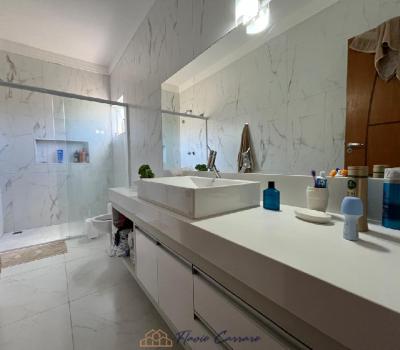 CASA CONDOMINIO FECHADO
