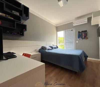 CASA CONDOMINIO FECHADO