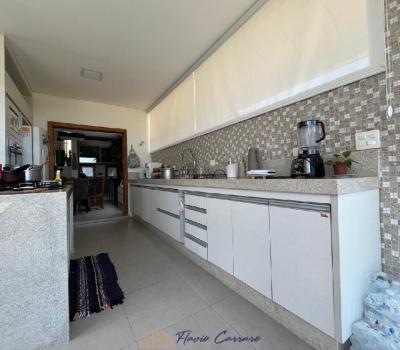 CASA CONDOMINIO FECHADO