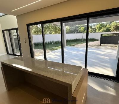 CASA EM BAIRRO RESIDENCIAL