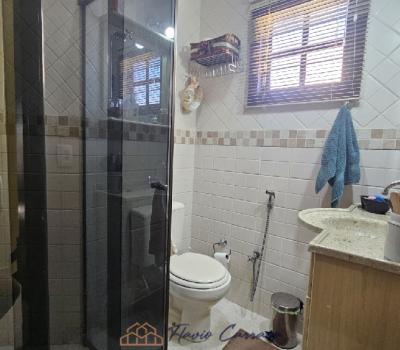 CASA EM CONDOMÍNIO FECHADO 