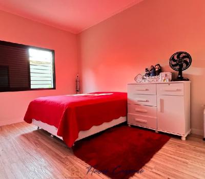 CASA PRÓXIMO AO CENTRO