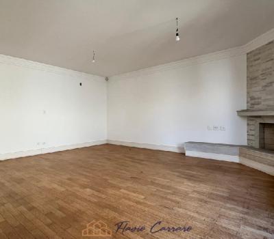 APARTAMENTO PRÓXIMO AO CENTRO