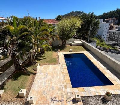 APARTAMENTO PRÓXIMO AO CENTRO