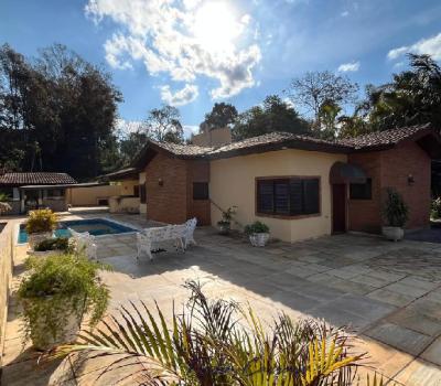 CASA PRÓXIMO AO CENTRO