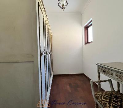 CASA PRÓXIMO AO CENTRO