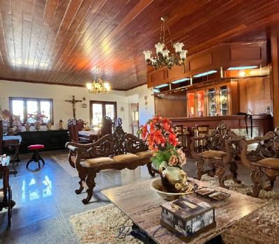 CASA PRÓXIMO AO CENTRO