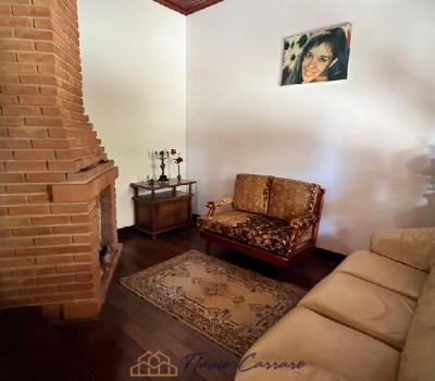 CASA PRÓXIMO AO CENTRO