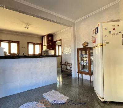 CASA PRÓXIMO AO CENTRO