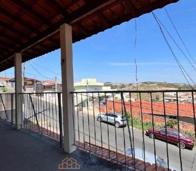 CASA EM BAIRRO