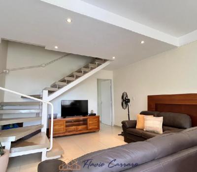 CASA EM COND. FECHADO