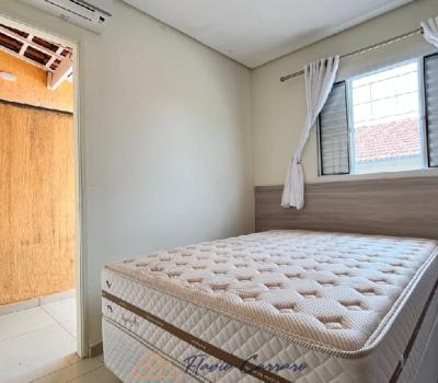 CASA EM COND. FECHADO