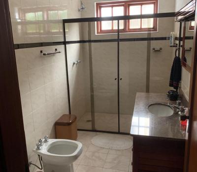 CASA PRÓXIMO AO CENTRO