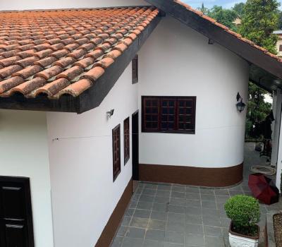 CASA PRÓXIMO AO CENTRO