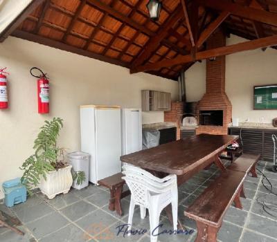 CASA CONDOMINIO FECHACO