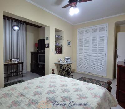 CASA PRÓXIMO AO CENTRO