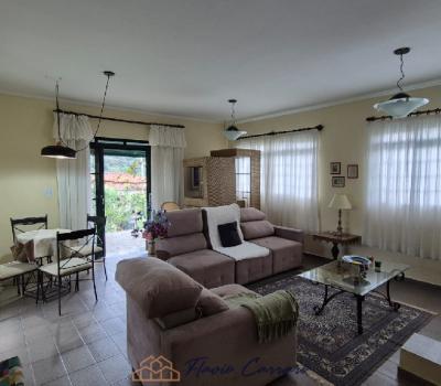 CASA PRÓXIMO AO CENTRO