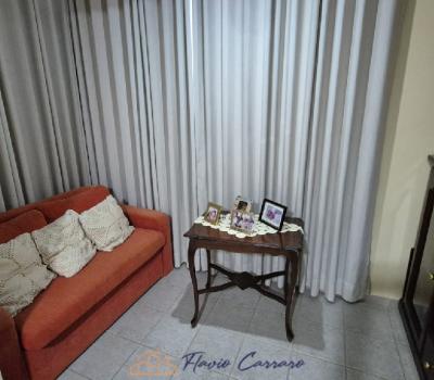 CASA PRÓXIMO AO CENTRO