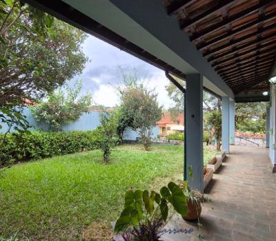 CASA PRÓXIMO AO CENTRO