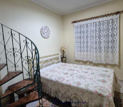 CASA PRÓXIMO AO CENTRO