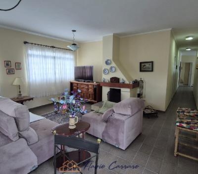 CASA PRÓXIMO AO CENTRO