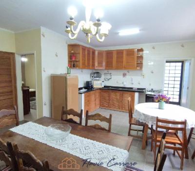 CASA PRÓXIMO AO CENTRO