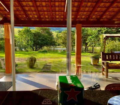 SITIO EM SERRA NEGRA-SP