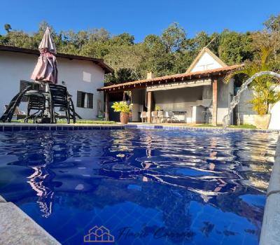 APARTAMENTO PRÓXIMO AO CENTRO